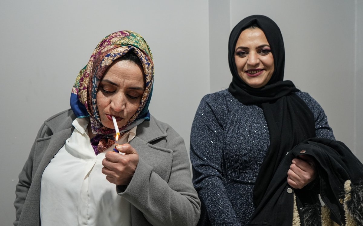 Vernissage - Bîranîn (musique kurde et danse)