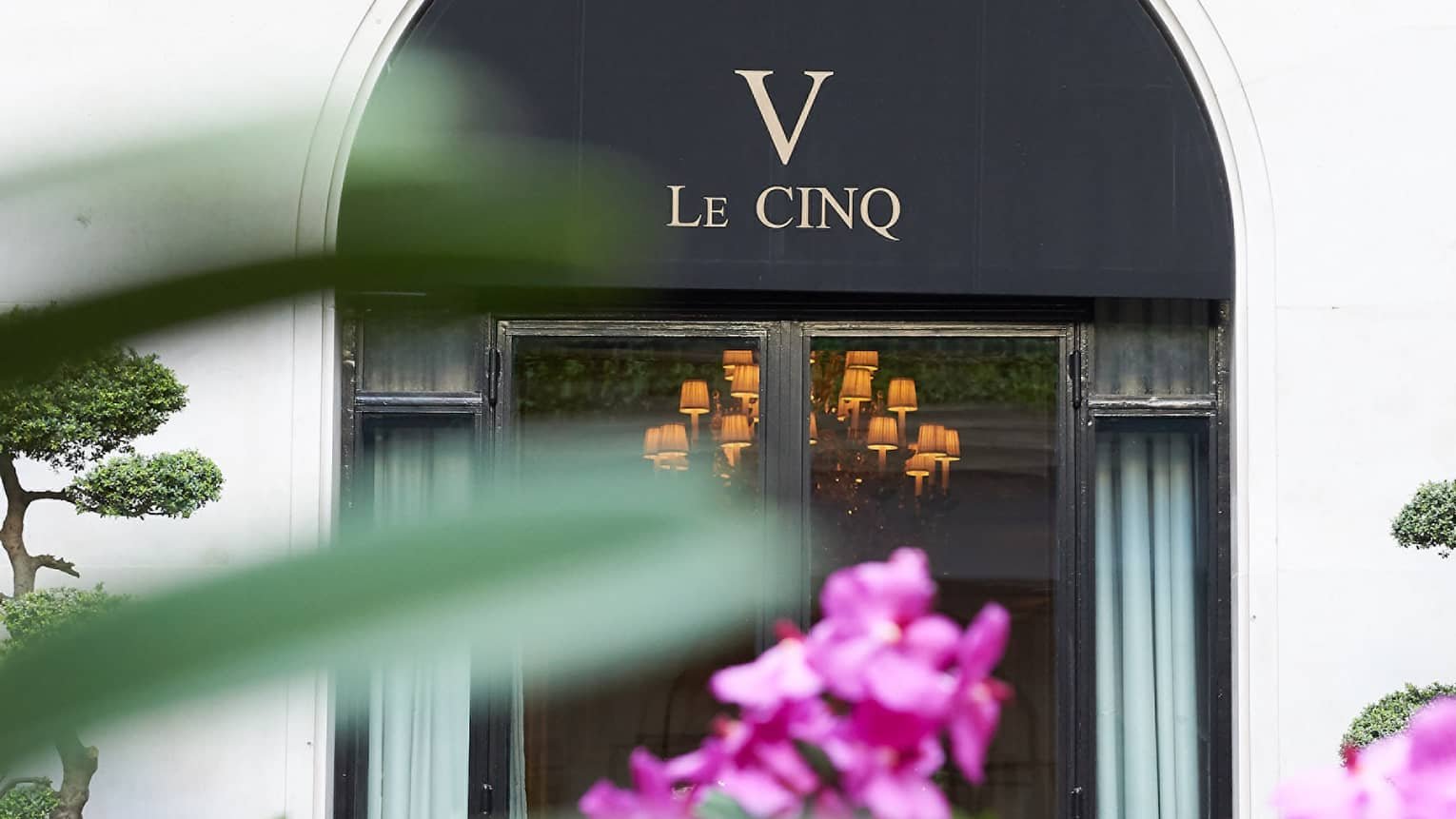Le Cinq galerie 1